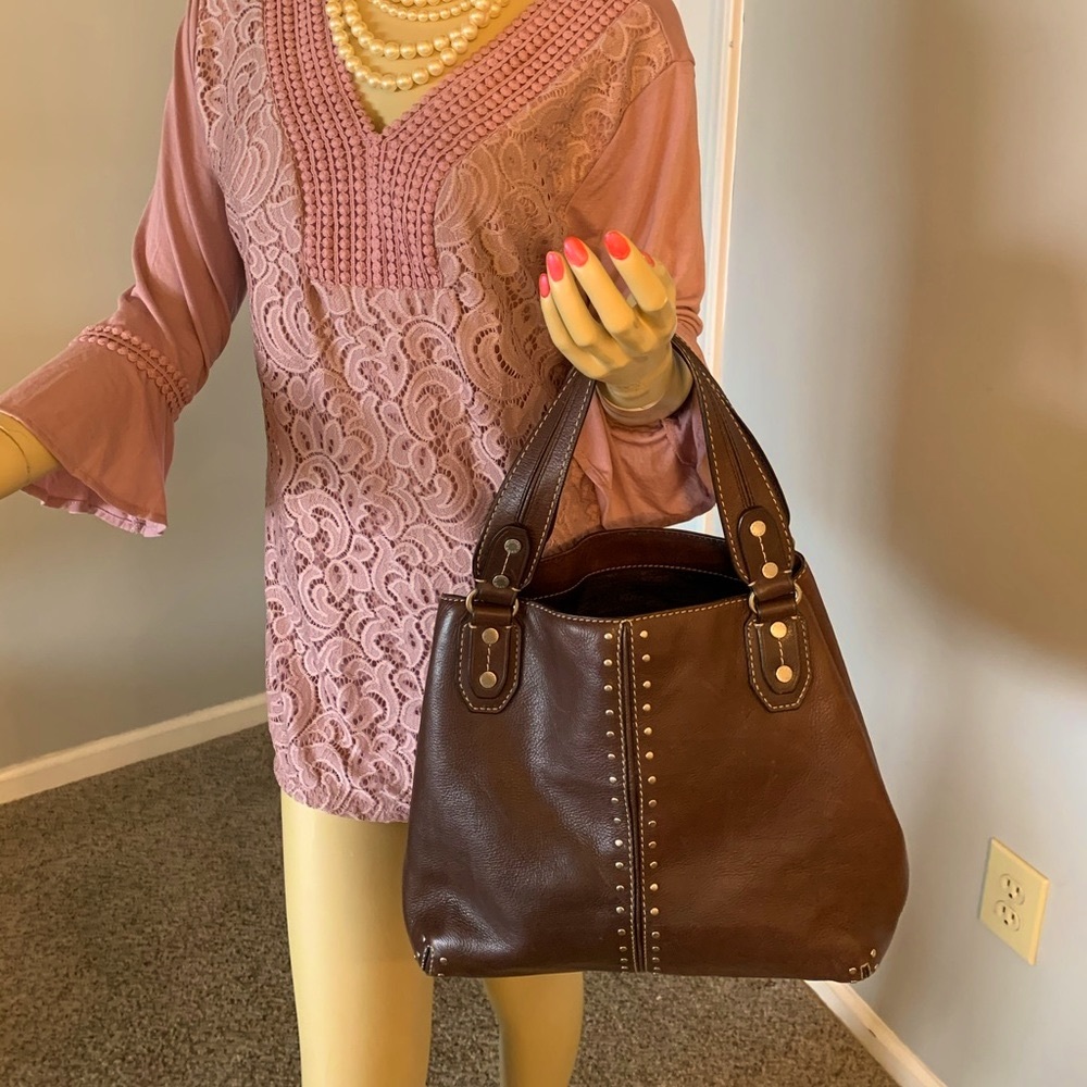 🛍 🦩Michael Kors Dark Brown Leather Studded Tote